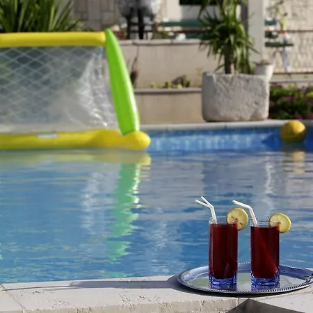 Solo * Ploce (Dubrovnik-Neretva)